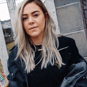Meet your Posher, Carrie